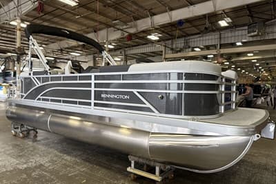 BOATZON | Bennington 22 S1 2027