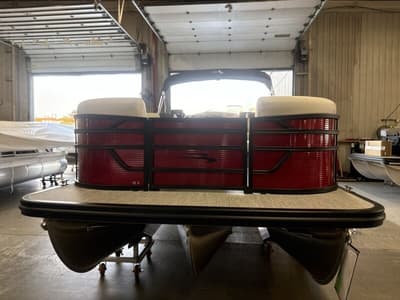 BOATZON | Bennington 22 S1 Stern Radius 2027 BOATZON | Bennington 22 S1 Stern Radius 2027