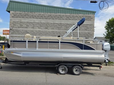 BOATZON | BENNINGTON 22 SFFX 2013