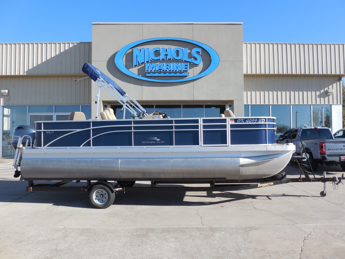 2017 Bennington 22 SFX - Sold Boat