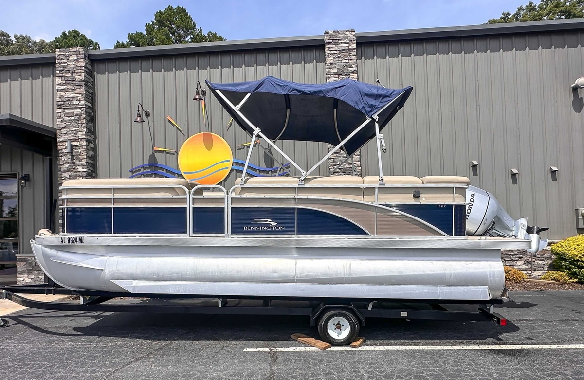 2013 Bennington 22 SLX - Sold Boat