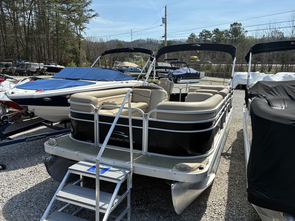 2014 Bennington 22 SLX - Sold Boat