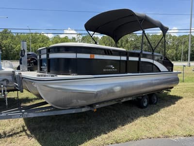 BOATZON | Bennington 22 SSBX SWINGBACK TRITOON w YAMAHA 150 4S 2021