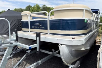 BOATZON | Bennington 22 SSL 2012