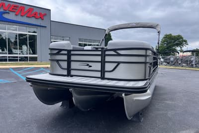BOATZON | Bennington 22 SSR 2026