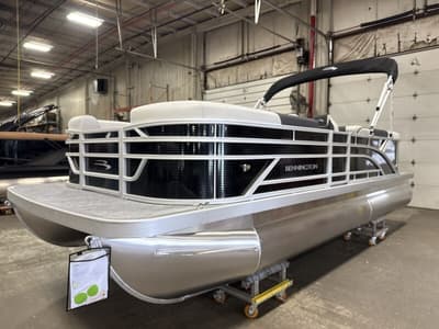 BOATZON | Bennington 22 SSR 2026