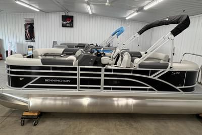 BOATZON | Bennington 22 SSR Stern Radius SNAP 2026