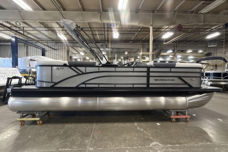 2026 Bennington 22 SSRSF - Sold Boat