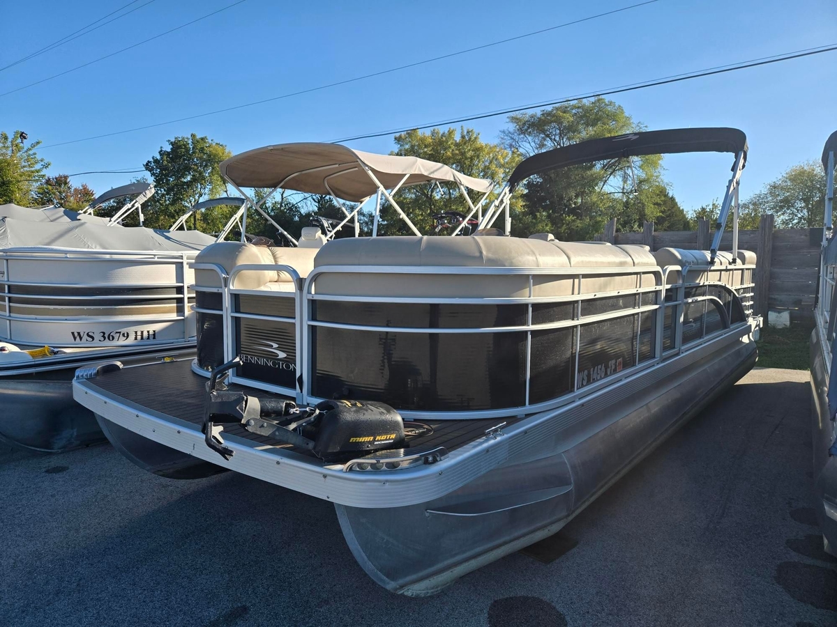 2014 Bennington 2274 GL - Sold Boat