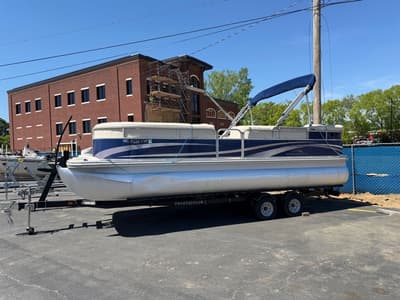 BOATZON | Bennington 2275 RL Yamaha 115 2004 BOATZON | Bennington 2275 RL Yamaha 115 2004