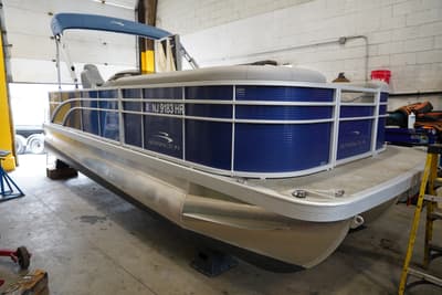 BOATZON | Bennington 22SS 2021