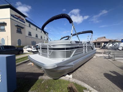BOATZON | Bennington 22ss 2027