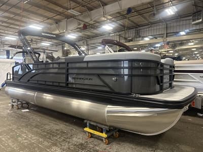 BOATZON | Bennington 22SSB  SERIES 1  TRITOON 2027