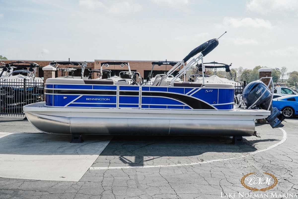 2025 Bennington 22SSR - Sold Boat