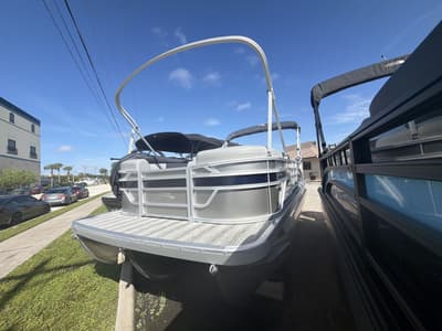 BOATZON | Bennington 22SSR 2027