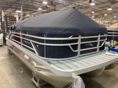 BOATZON | Bennington 22SSR Tri Toon with a 115hp 2025