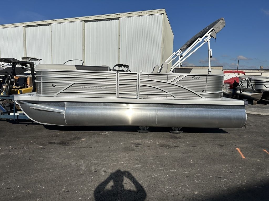 2026 Bennington 20SSRSF - Sold Boat