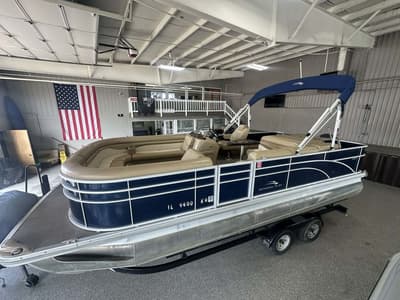 BOATZON | Bennington 22SSX 2017