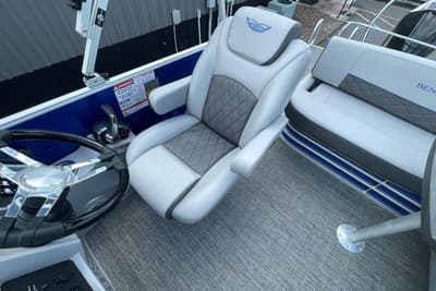 BOATZON | Bennington 23 LSB 2024