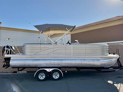 BOATZON | Bennington 23 LSR 2021