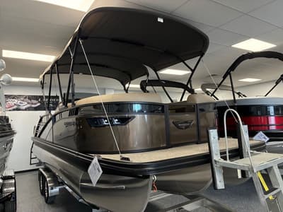 BOATZON | Bennington 23 LX Swingback 2026