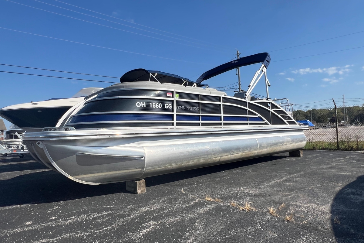 2021 Bennington 23 QCW - Sold Boat