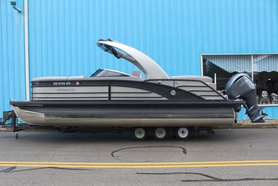 BOATZON | Bennington 23 RFBA CLADDED ARCH 2022