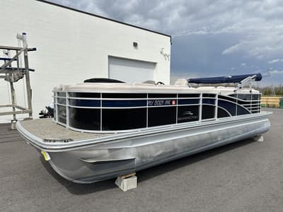BOATZON | Bennington 2350 RCL 2014