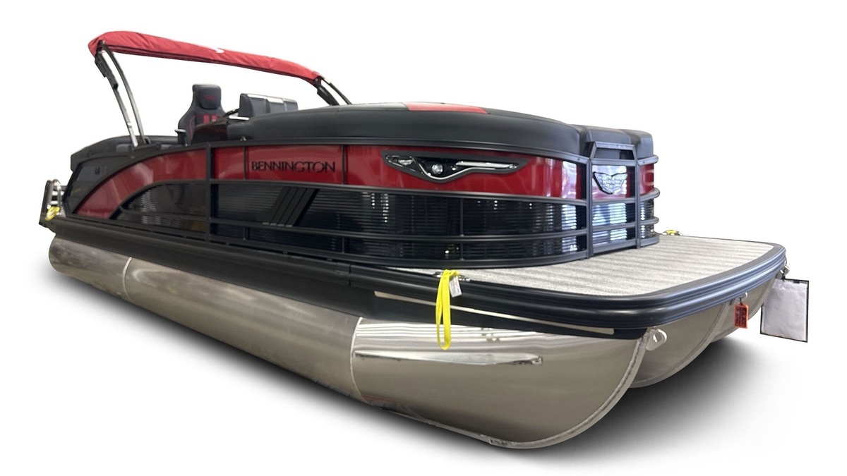 2026 Bennington 23MOFBSPS TC - Sold Boat