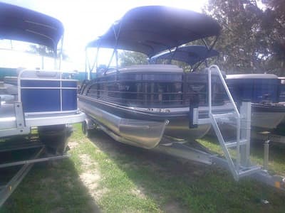 BOATZON | Bennington 23RSB Swingback Tritoon 2024 BOATZON | Bennington 23RSB Swingback Tritoon 2024