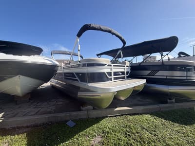 BOATZON | Bennington 23SSR 2027