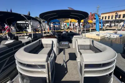 BOATZON | Bennington 23SXSRC 2024
