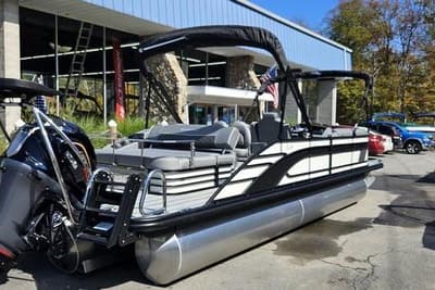 BOATZON | Bennington 24 L SWINGBACK 2026