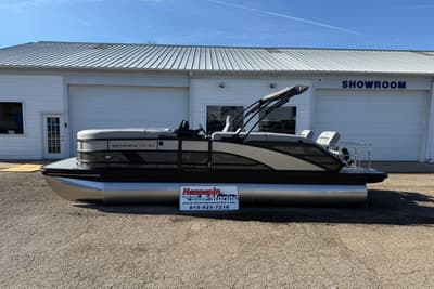 BOATZON | Bennington 24 M Sport Lounge Quad Bench 2026