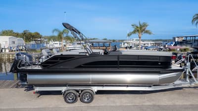 BOATZON | Bennington 24 M Stern Lounge 2026