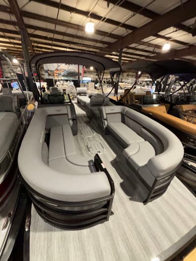 BOATZON | Bennington 24 M Stern Lounge 2026