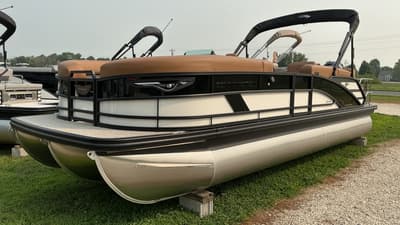 BOATZON | Bennington 24 M STERN LOUNGE TRILOG 2027