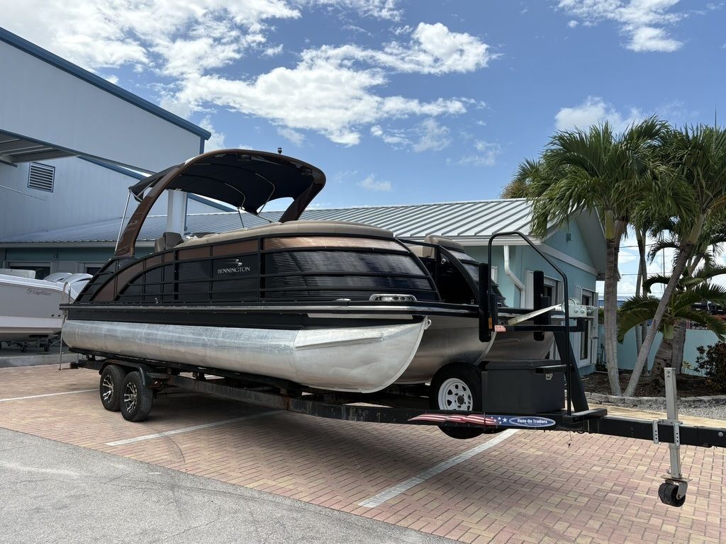 2019 Bennington 25 QSBA - Sold Boat