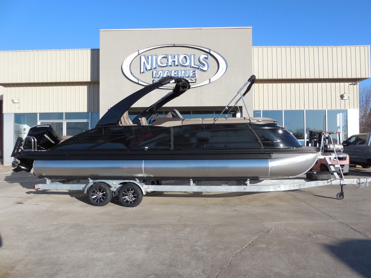 2025 Bennington 25 QSBA - Sold Boat