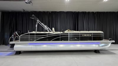 BOATZON | Bennington 2550 RCL 2015