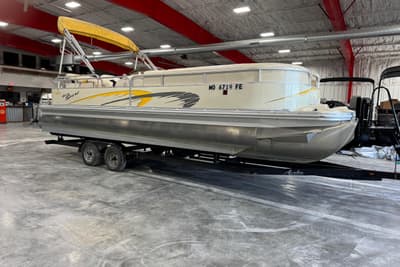 BOATZON | Bennington 2575 RL 2005