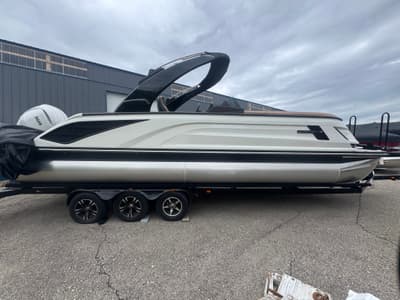BOATZON | Bennington 25QXSBAESP PB 2026