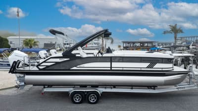BOATZON | Bennington 26 M STERN LOUNGE 2026