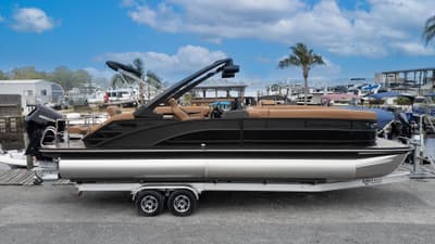 BOATZON | Bennington 26 M STERN LOUNGE 2026