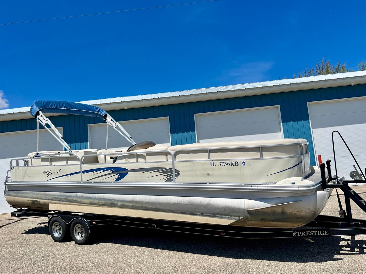 2004 Bennington 2875RLX - Sold Boat