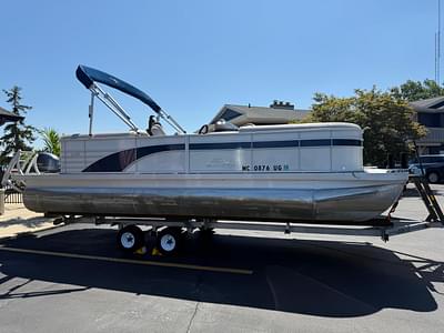 BOATZON | Bennington G22 2017 BOATZON | Bennington G22 2017