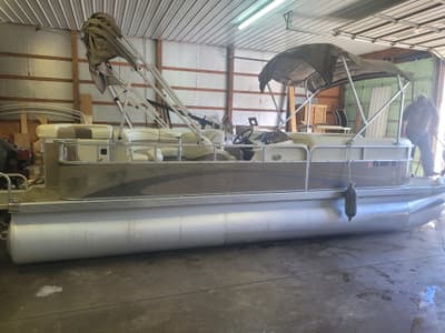 BOATZON | Bennington GLi 2009 BOATZON | Bennington GLi 2009