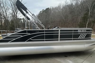 BOATZON | Bennington L 23 Swingback 2023 BOATZON | Bennington L 23 Swingback 2023