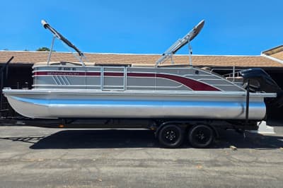BOATZON | Bennington L24 2022