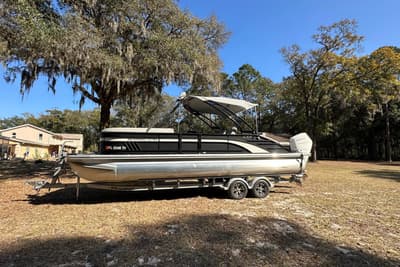 BOATZON | Bennington LX 26 Swingback 2023